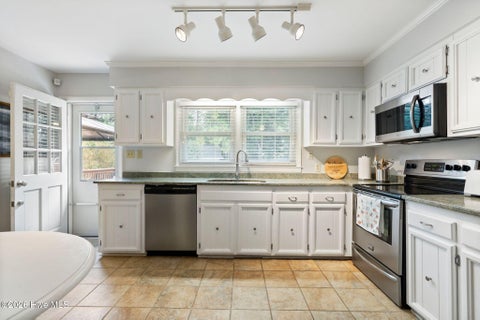 Tiny photo for 2316 Lynnwood Drive, Wilmington, NC 28403 (MLS # 100607993)