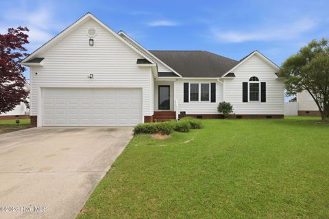 Homes For Sale - 726 E Main Street<br/> Pitt County, Winterville, NC 28590