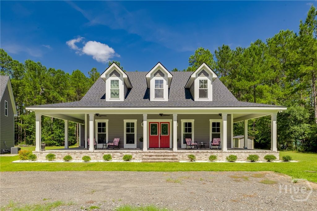 Photo of 182 Old River Road, Bloomingdale, GA 31302 (MLS # SA347178)