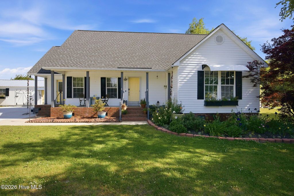 Photo of 2625 Garden Grove Way, Greenville, NC 27858 (MLS # 100563006)