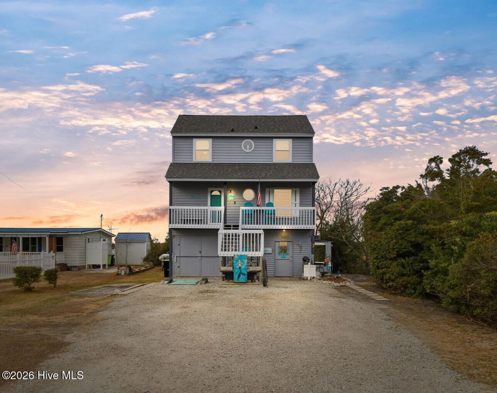 Photo of 819 S Topsail Drive, Surf City, NC 28445 (MLS # 100551254)