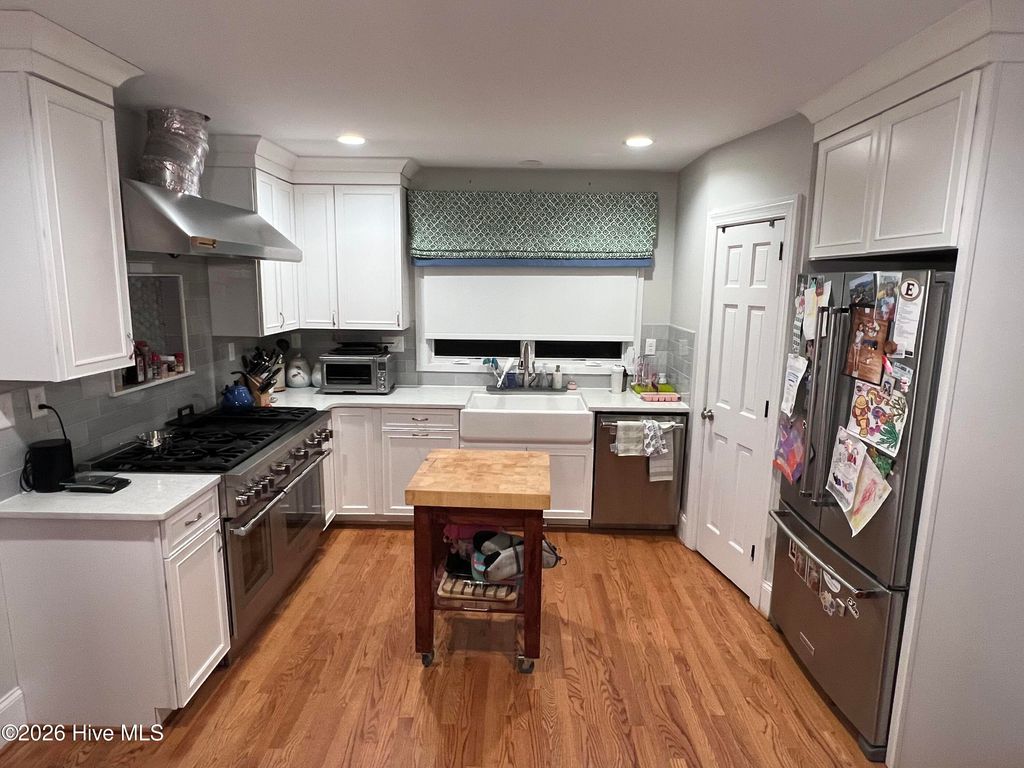 Photo of 1833 S Live Oak Parkway, Wilmington, NC 28403 (MLS # 100560735)