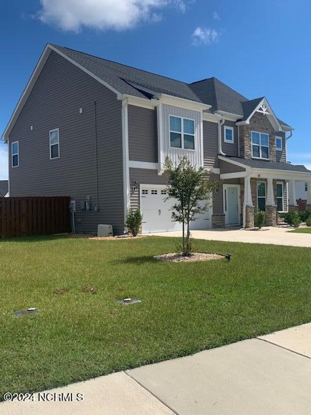 Photo of 60 N Passerine Path, Hampstead, NC 28443 (MLS # 100573543)