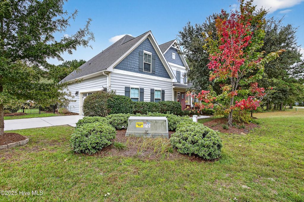 Photo of 300 Leaward Trace, Swansboro, NC 28584 (MLS # 100534677)