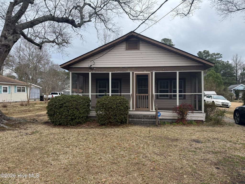 Photo of 111 Victoria Drive, Wilmington, NC 28401 (MLS # 100557079)