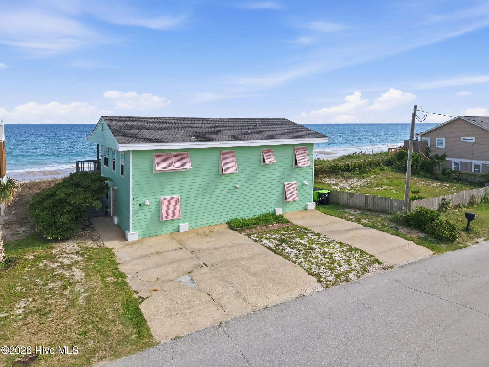 616 N Shore Drive