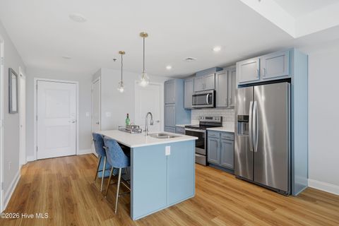 Tiny photo for 14 Grace Street #Apt 909, Wilmington, NC 28401 (MLS # 100571941)
