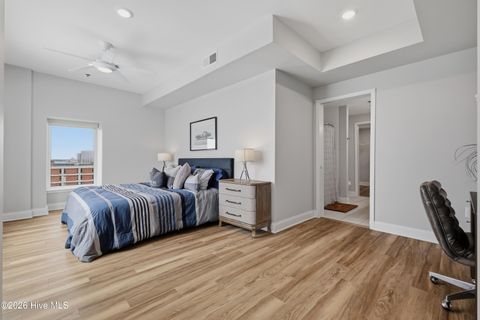 Tiny photo for 14 Grace Street #Apt 909, Wilmington, NC 28401 (MLS # 100571941)