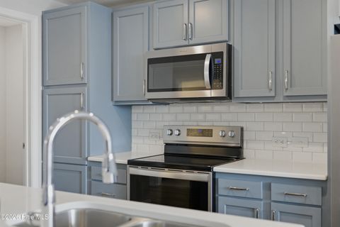 Tiny photo for 14 Grace Street #Apt 909, Wilmington, NC 28401 (MLS # 100571941)
