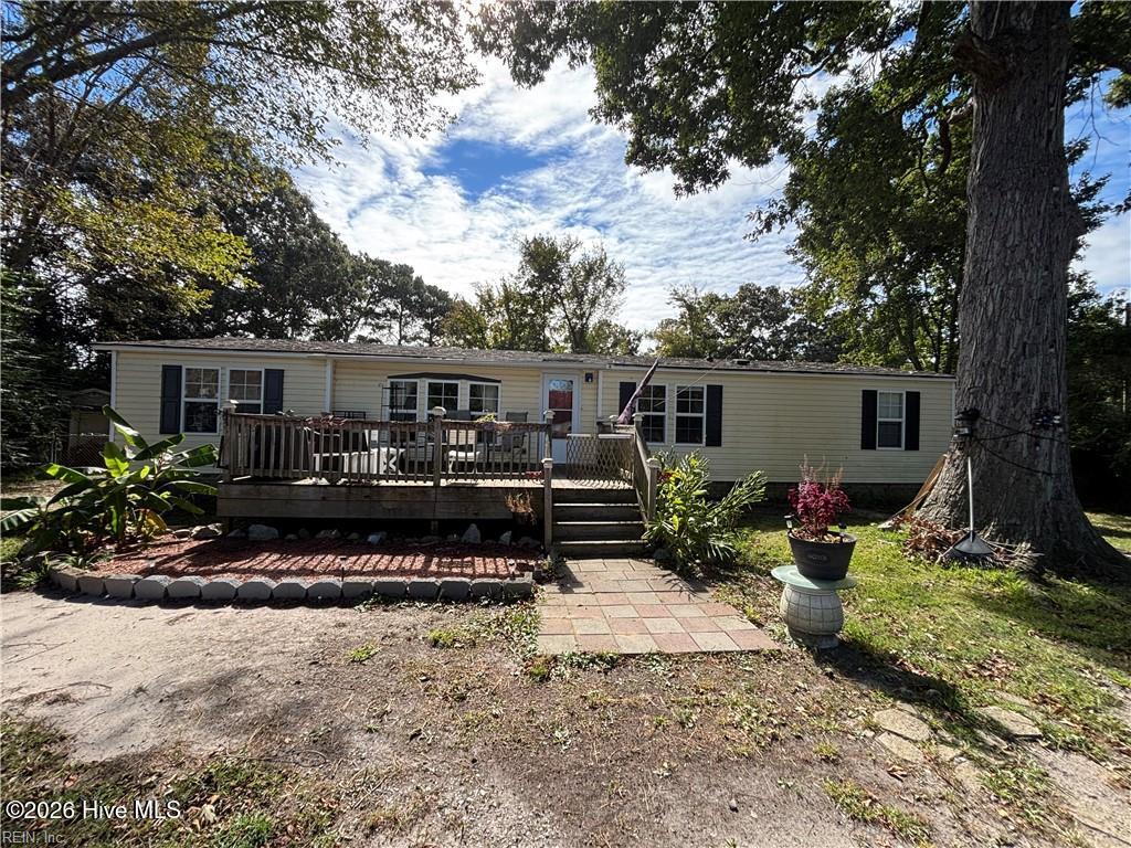 Photo of 106 Maple Circle, Moyock, NC 27958 (MLS # 100607777)