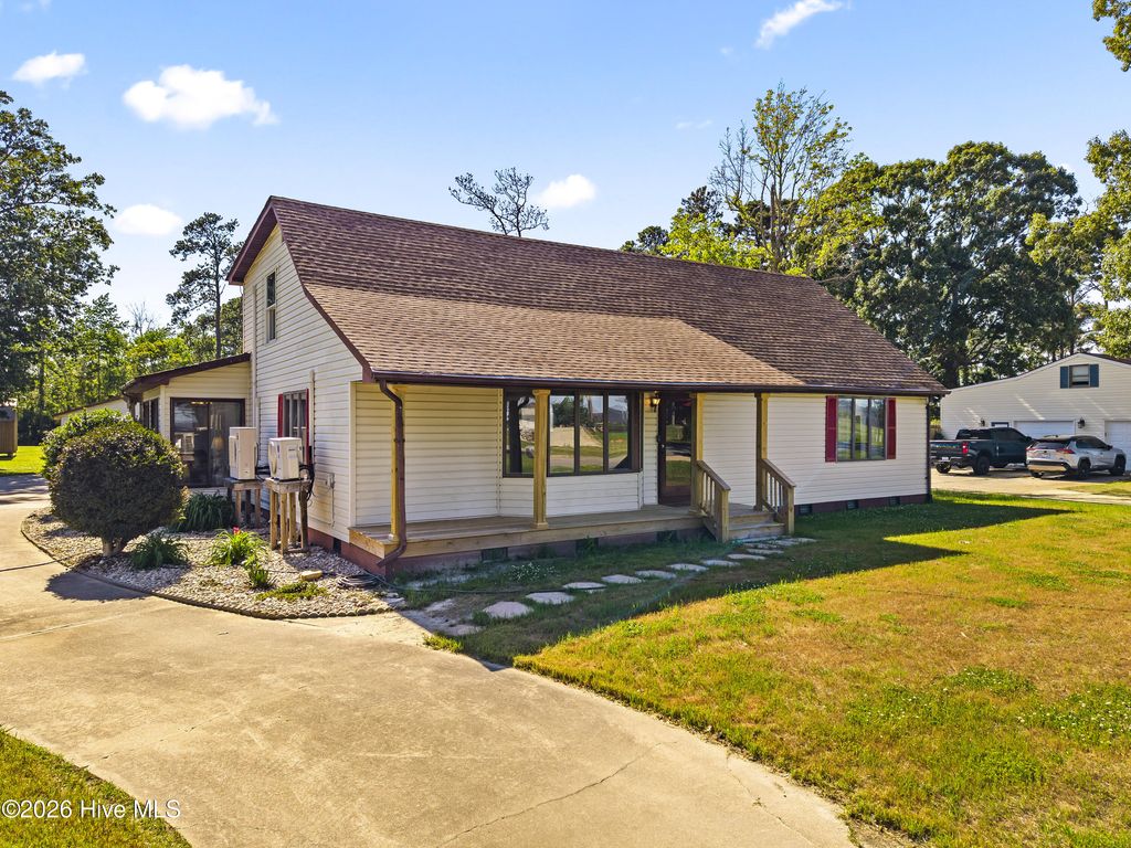 Photo of 405 Driftwood Drive, Elizabeth City, NC 27909 (MLS # 100573693)