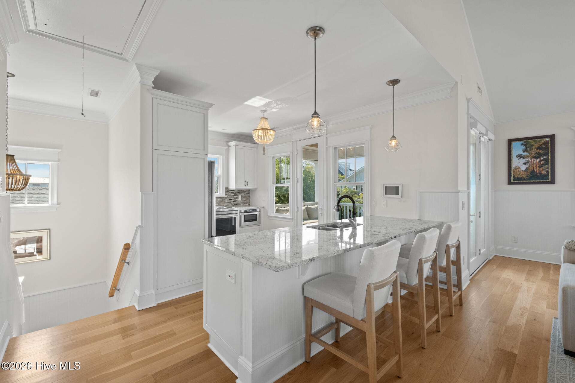 8 W Greensboro Street W A