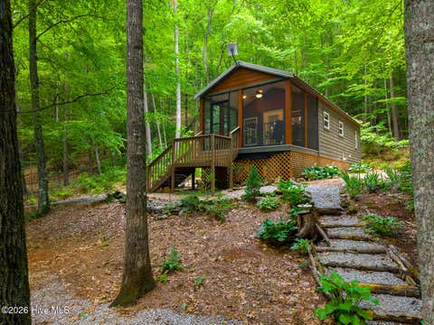 Mobile Home For Sale - 243 Jonquil Woods Road<br/> Franklin, NC 28734