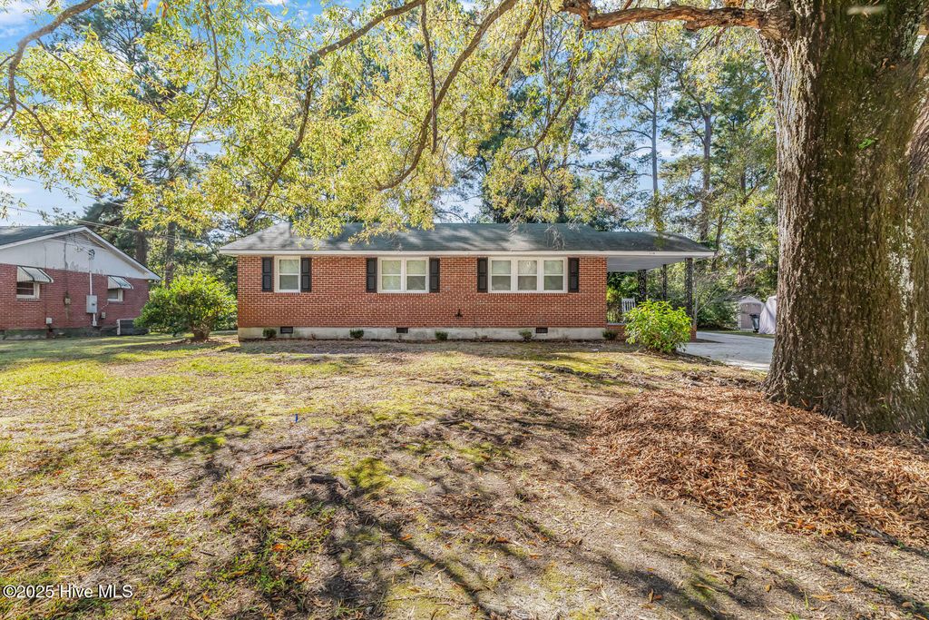 Photo of 110 Cole Drive, Jacksonville, NC 28540 (MLS # 100540055)