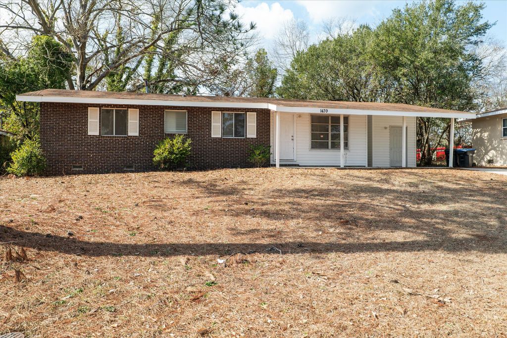 Photo of 1439 RIDGEWOOD Drive, Augusta, GA 30909 (MLS # 538082)