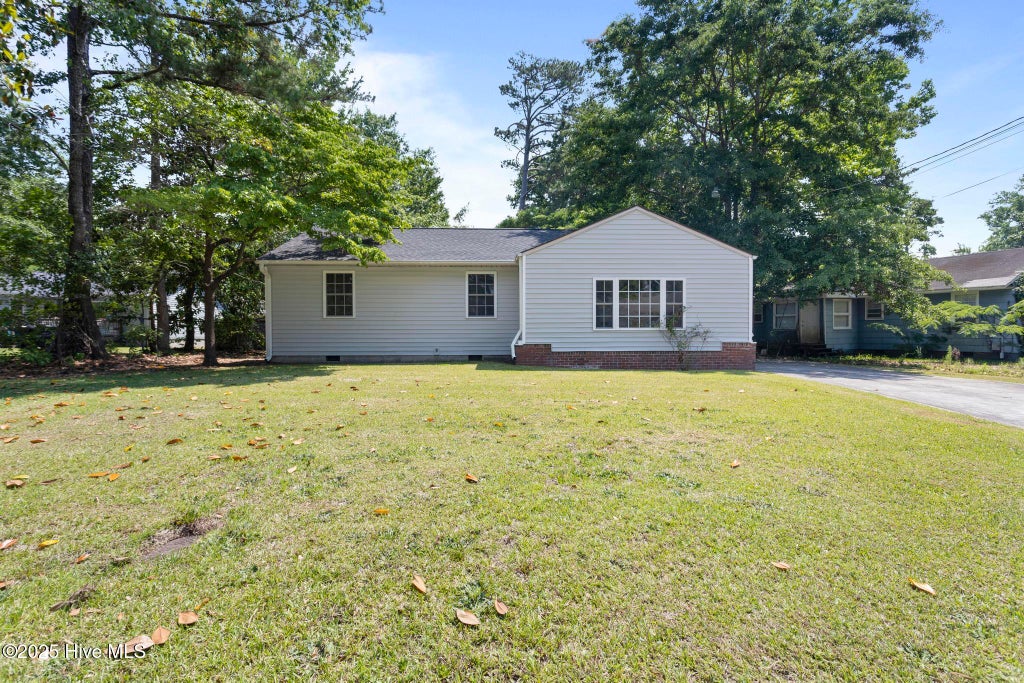 Photo of 404 Dogwood Lane, Jacksonville, NC 28540 (MLS # 100604188)