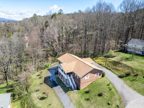 Homes For Sale - 101 Dillard Street<br/> Murphy, NC 28906