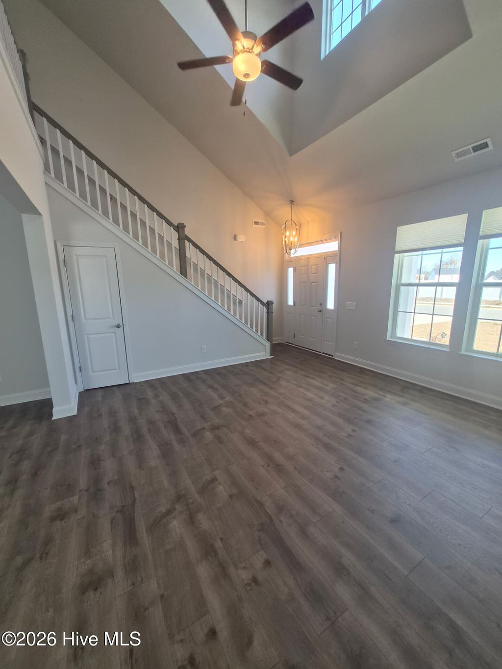 Photo of 301 Harvest Meadow Crossing, Jacksonville, NC 28546 (MLS # 100547261)