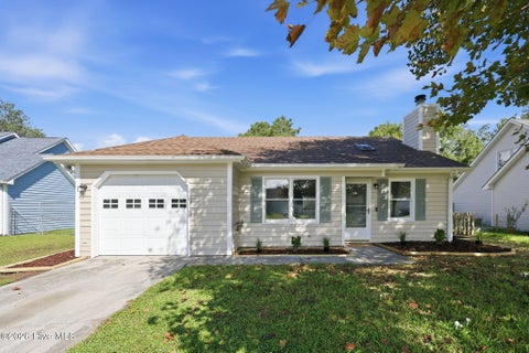 Photo of 707 Windy Trail, Newport, NC 28570 (MLS # 100600703)