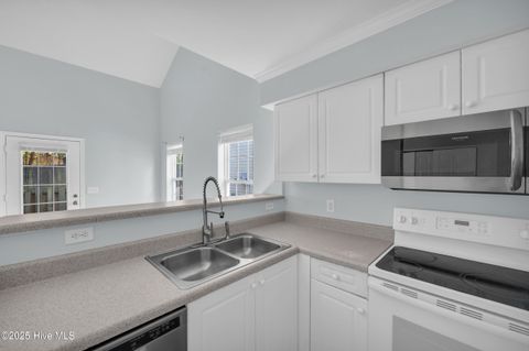 Tiny photo for 4608 Crawdad Court, Wilmington, NC 28405 (MLS # 100543568)