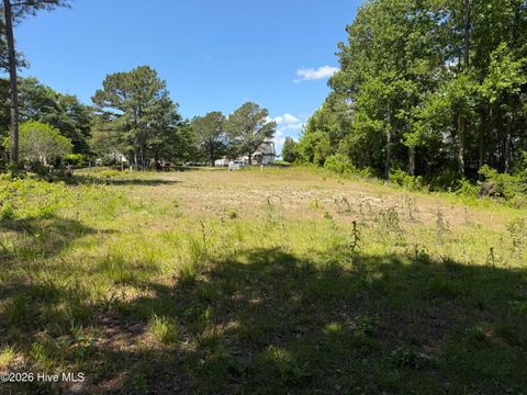 Tiny photo for 125 River Reach West Drive W, Swansboro, NC 28584 (MLS # 100572468)
