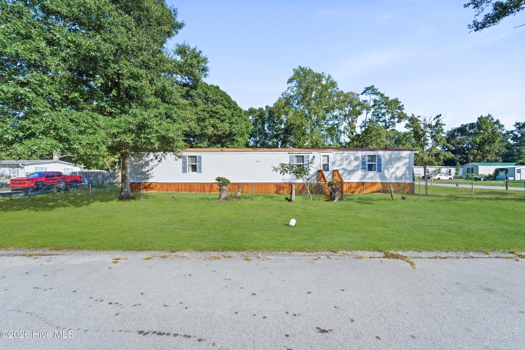 Photo of 14 Apollo Drive, Hubert, NC 28539 (MLS # 100607309)