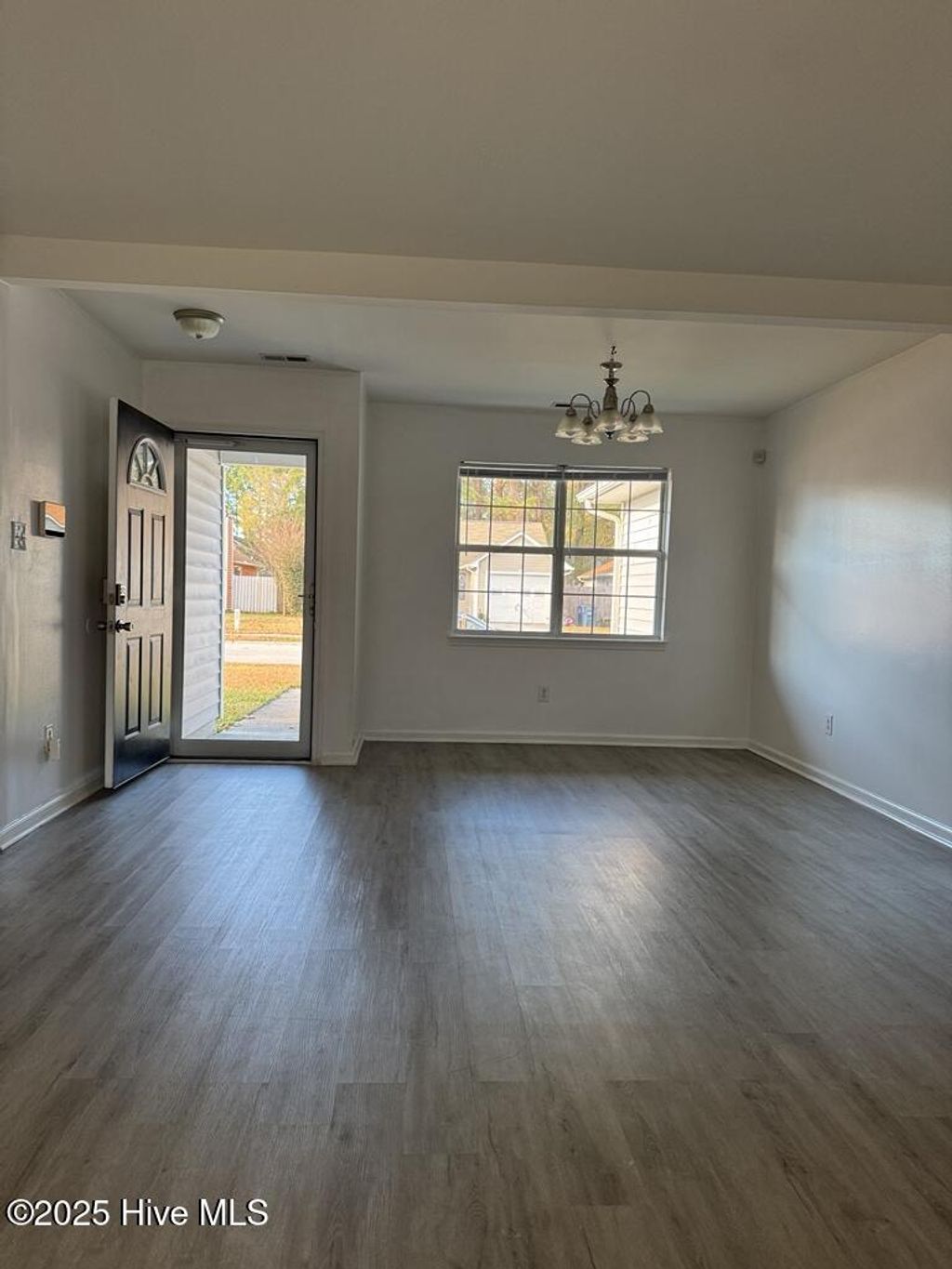 Photo of 3016 E Windgate Court, Jacksonville, NC 28546 (MLS # 100544804)