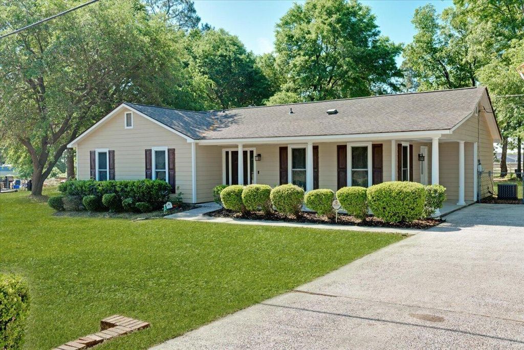 Photo of 1704 Pitchwood Way, Hephzibah, GA 30815 (MLS # 554994)