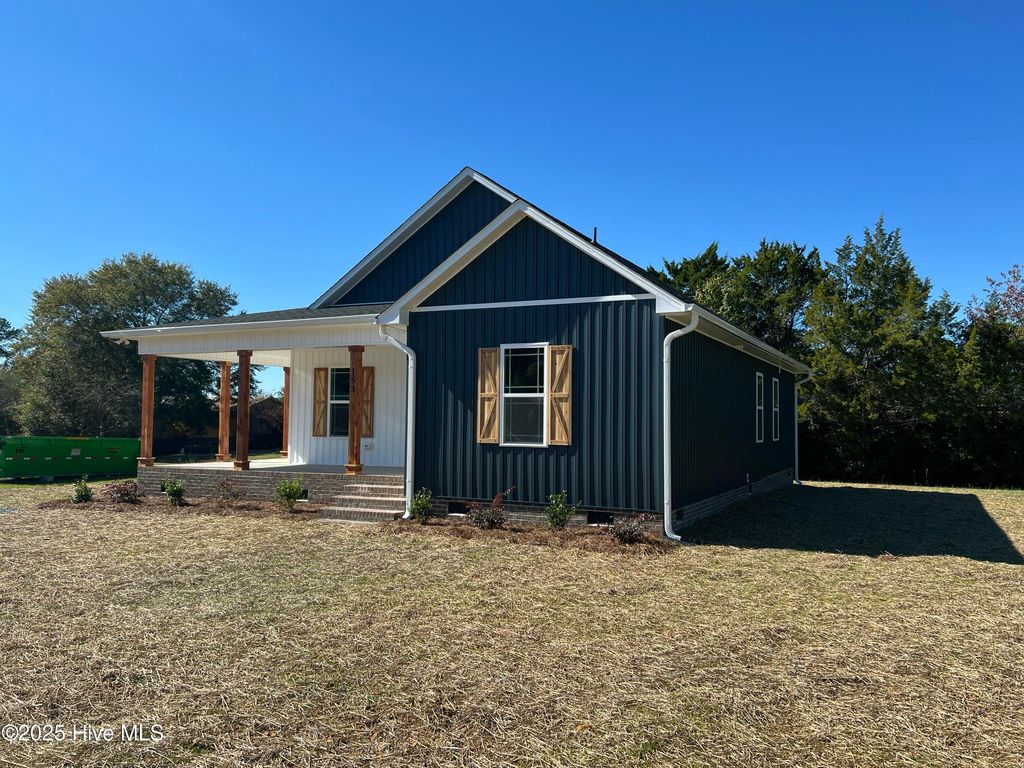 Photo of 153 Hillside Street, Clarkton, NC 28433 (MLS # 100527137)