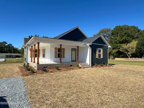 Homes For Sale - 153 Hillside Street<br/> Bladen County, Clarkton, NC 28433