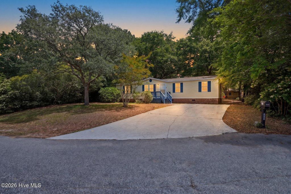 Photo of 7821 Niffer Lane, Wilmington, NC 28412 (MLS # 100572359)
