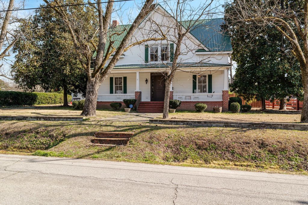 Photo of 204 N Gibson Street, Warrenton, GA 30828 (MLS # 551913)