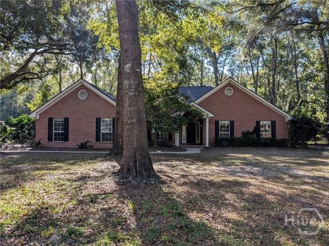 Homes For Sale - 243 Mclaughlin Court<br/> Richmond Hill, GA 31324