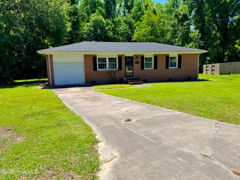 Homes For Sale - 308 Sheffield Road<br/> Onslow County, Jacksonville, NC 28546