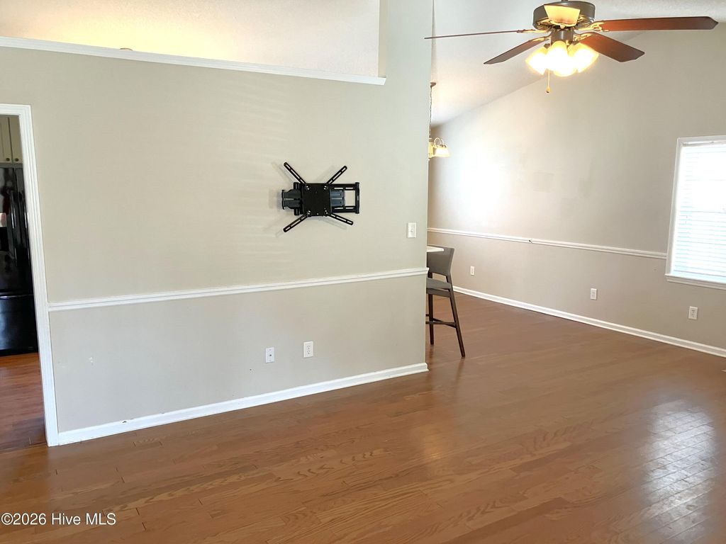 Photo of 102 Poplar Ridge Road, Jacksonville, NC 28546 (MLS # 100555238)