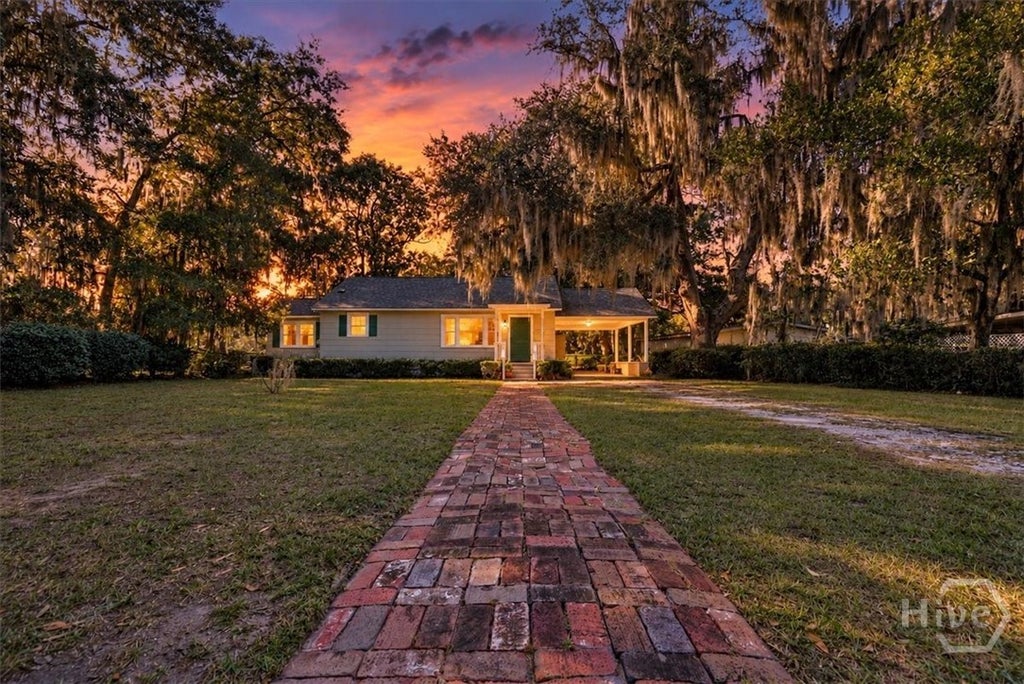 Photo of 5605 Jasmine Avenue, Savannah, GA 31406 (MLS # SA367380)