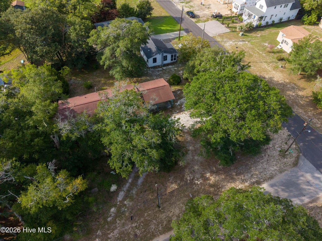 Photo of 415 W Owens Street, Southport, NC 28461 (MLS # 100606904)