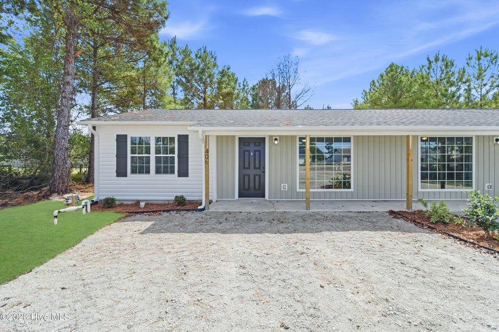 Photo of 406 Foxtrace Lane #A, Hubert, NC 28539 (MLS # 100602579)