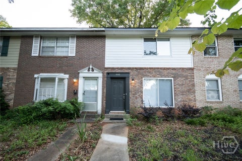 Townhouse For Rent - 880 College Avenue<br/> Athens, GA 30601