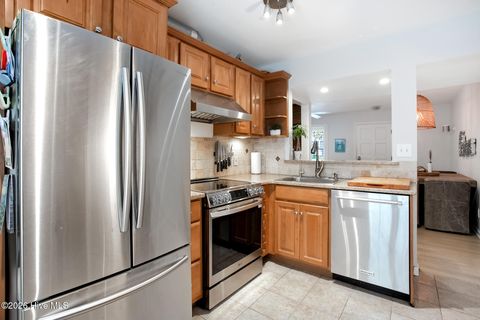 Tiny photo for 16 Oceanic Street, Wrightsville Beach, NC 28480 (MLS # 100572578)