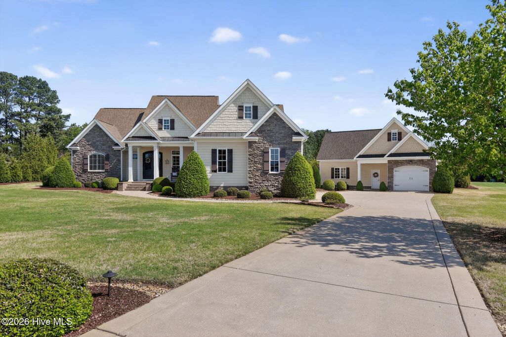 Photo of 6307 Crossmoor Drive, Wilson, NC 27896 (MLS # 100568363)