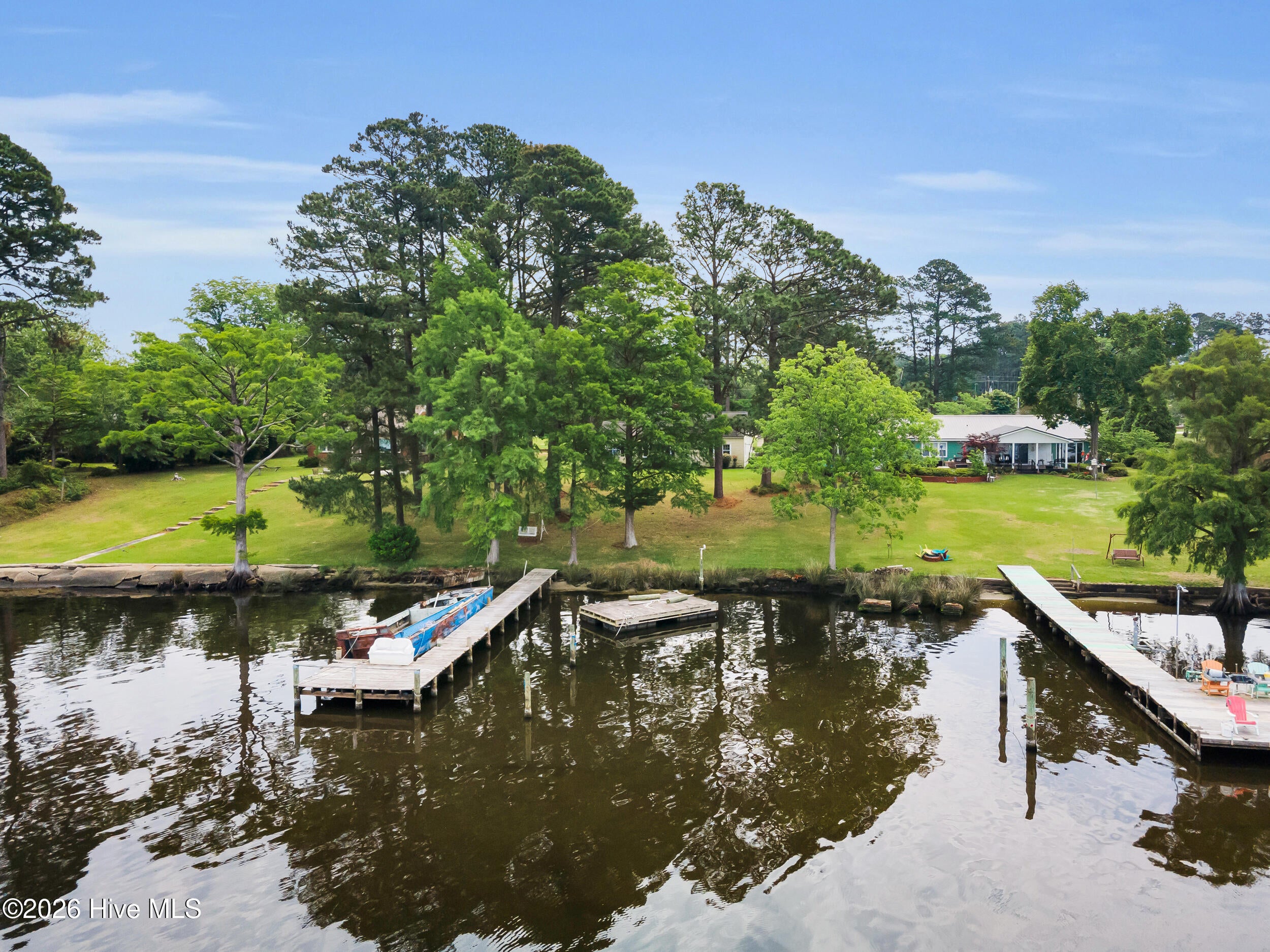 402 Madam Moores Lane