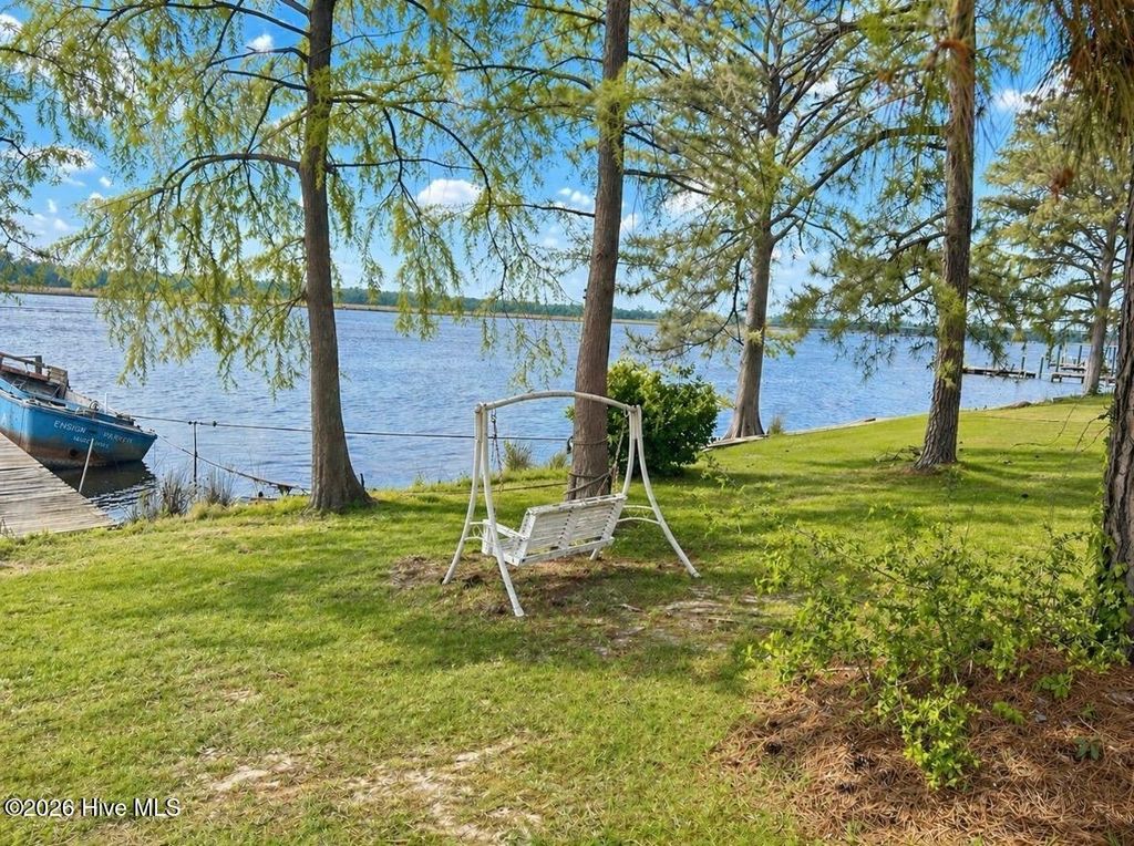 Photo of 402 Madam Moores Lane, New Bern, NC 28562 (MLS # 100570986)