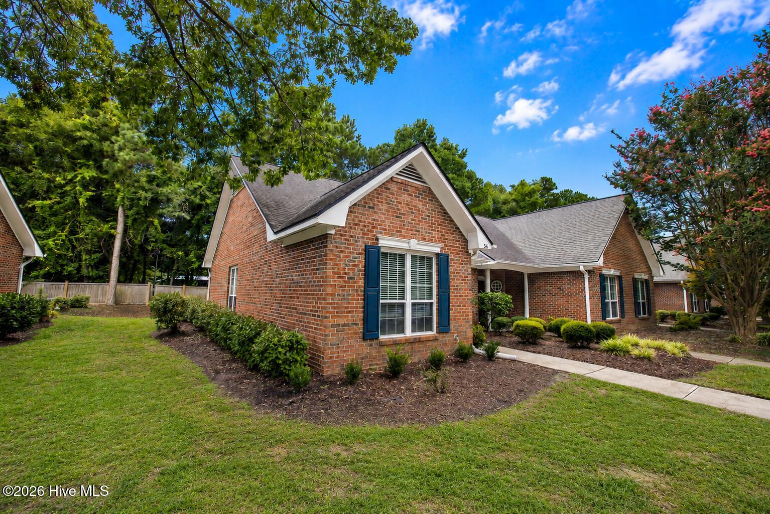 1600 Sturdivant Drive 54