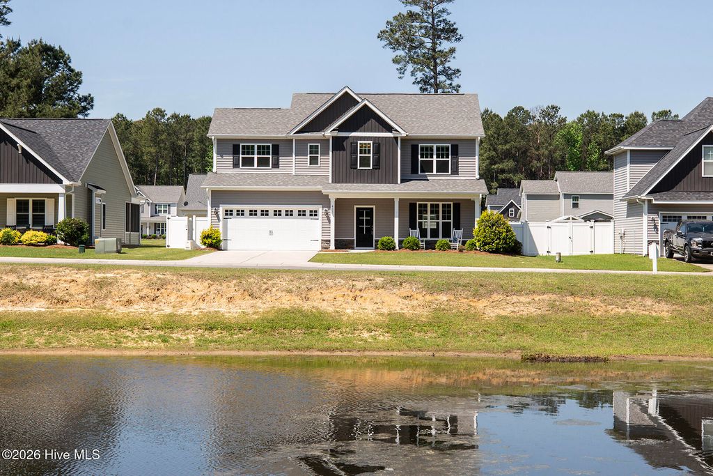 Photo of 411 Jasmine Way, Burgaw, NC 28425 (MLS # 100564502)