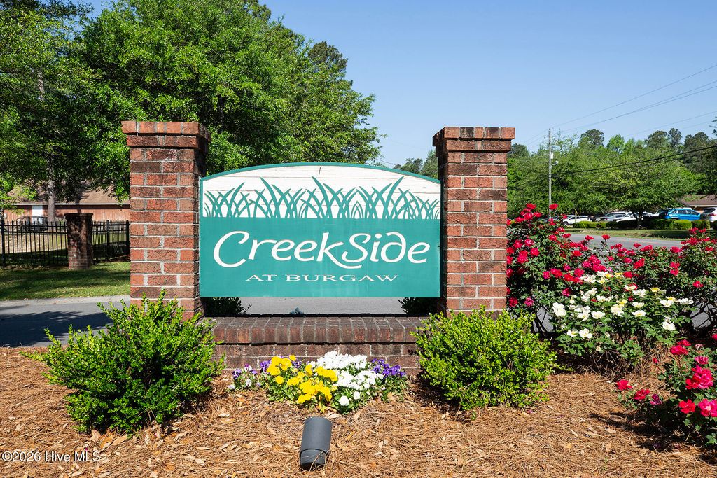 Photo of 411 Jasmine Way, Burgaw, NC 28425 (MLS # 100564502)