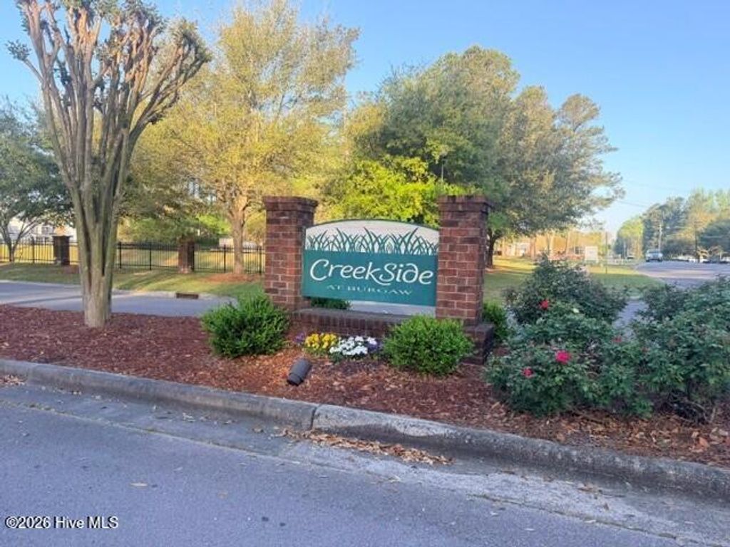 Photo of 411 Jasmine Way, Burgaw, NC 28425 (MLS # 100564502)