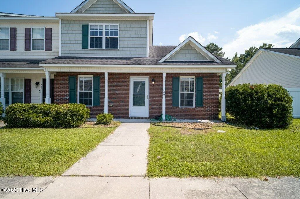 700 Streamwood Drive