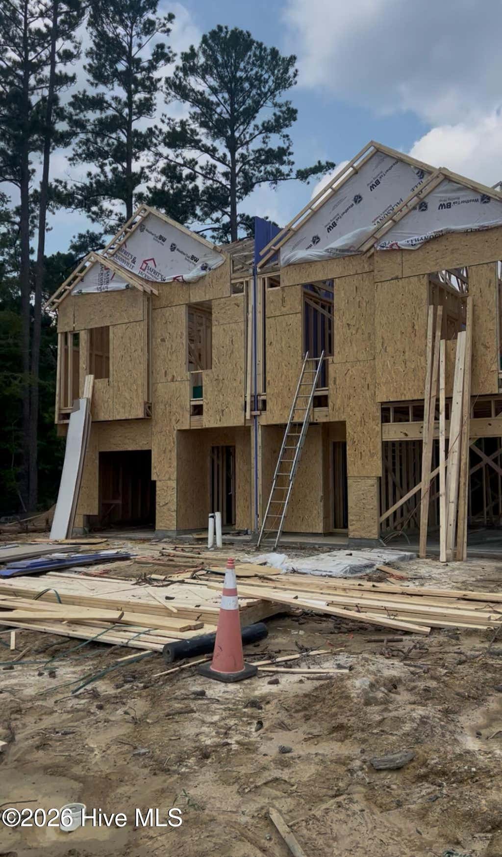 Photo of 105 Chestnut Hill Drive, Jacksonville, NC 28546 (MLS # 100595504)
