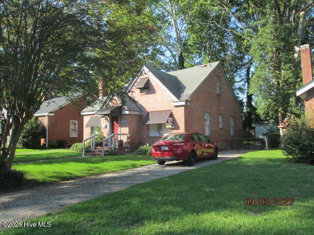 Photo of 104 E 13th Street, Washington, NC 27889 (MLS # 100601813)